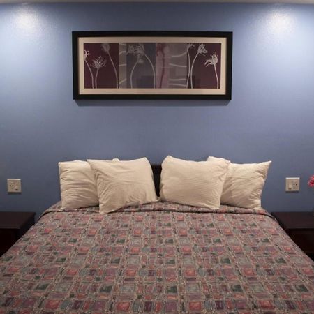 Premier Inn & Suites -Listing Partner Oakland Esterno foto